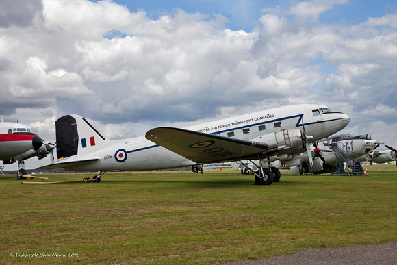 Douglas DC-3 [G-AMPY]