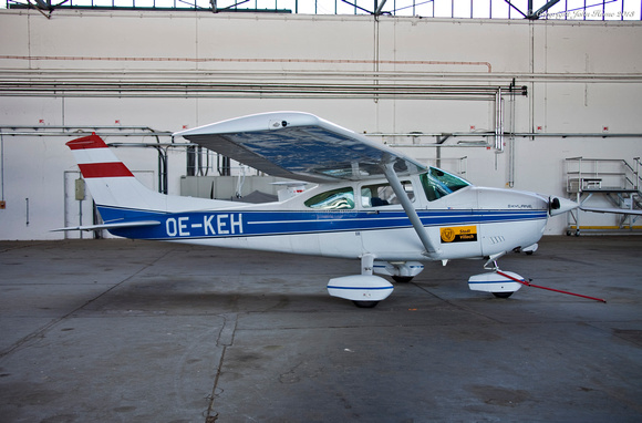 Cessna 182 [OE-KEH]