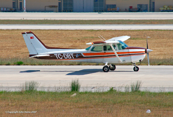 Cessna 172 [TC-DBT]