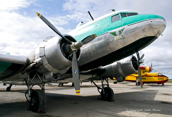 Douglas DC-3 [C-GPNR]