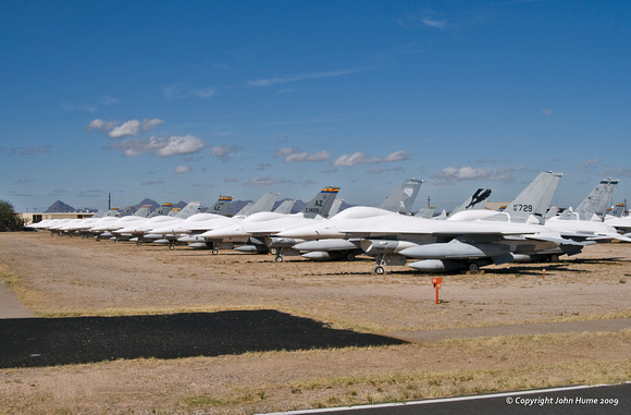 General Dynamics F.16 Line Up