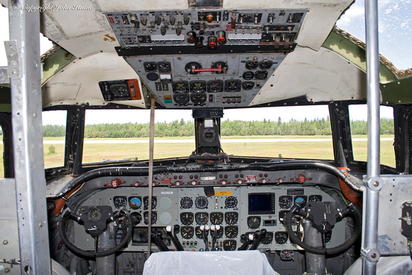 Douglas C.54 Cockpit [C-FBAM]
