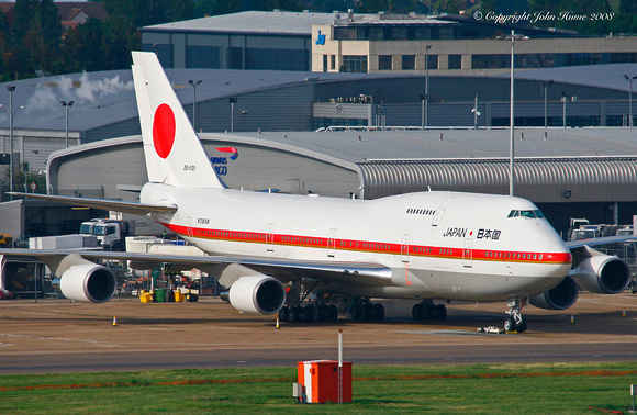 Japanese Air Force Boeing 747/4 [20-1101]