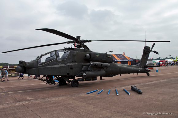 Boeing AH-64 Apache [Q-16]