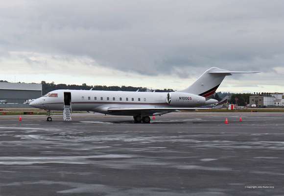 Bombardier Global Express [N100QS]