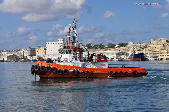 Tug Lieni in Grand Harbour, Valletta